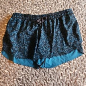 Lululemon Shorts Size 6 Blue